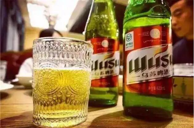 30年默默无闻的乌苏啤酒，一直不温不火，怎么就成为了网红啤酒