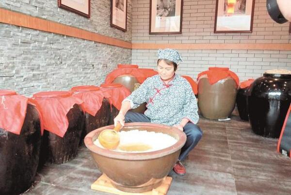 房县：“三把火”烧热黄酒产业 目标打造成百亿级大产业