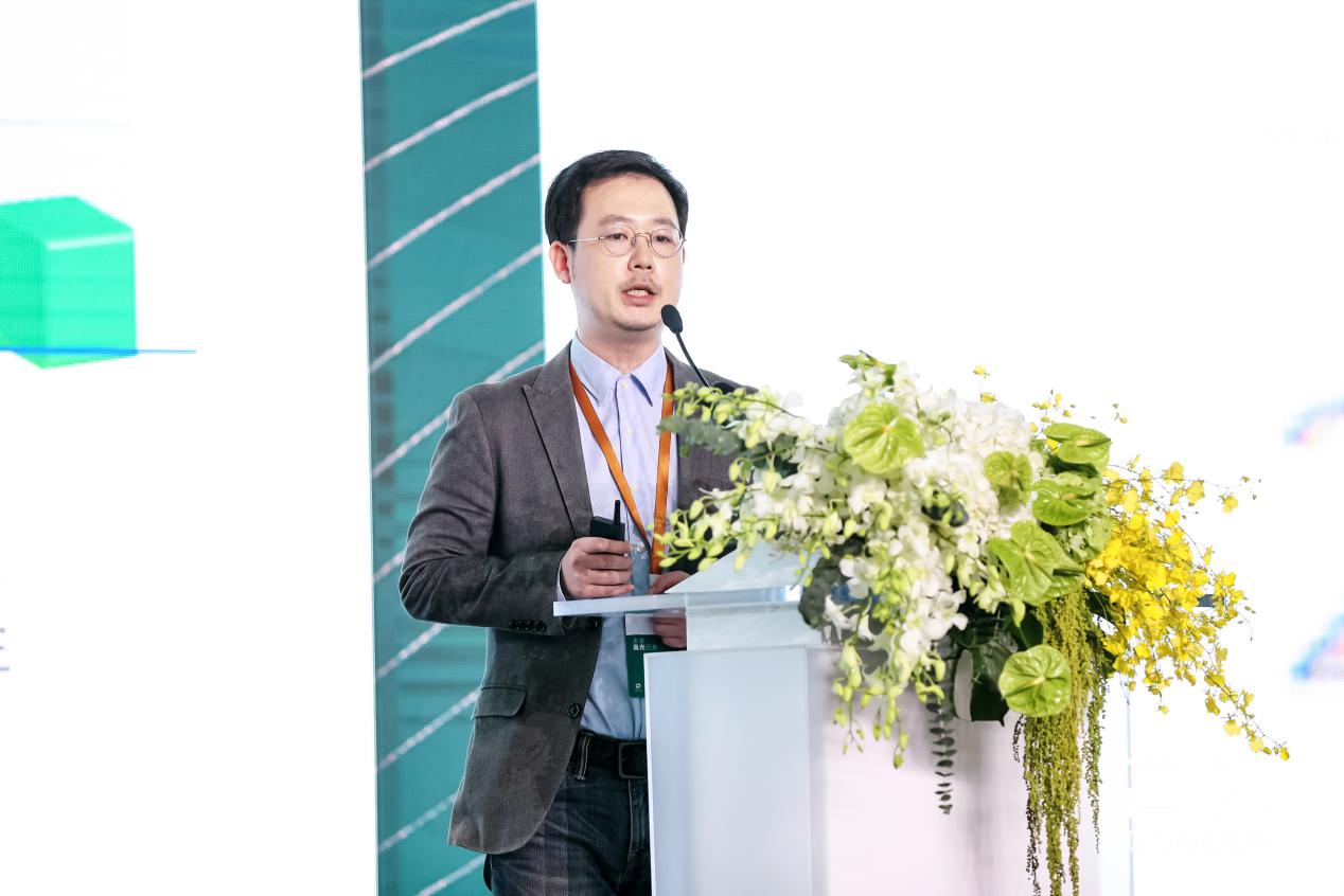 《中国白酒轻奢消费趋势白皮书》重磅发布，白酒轻奢化成趋势