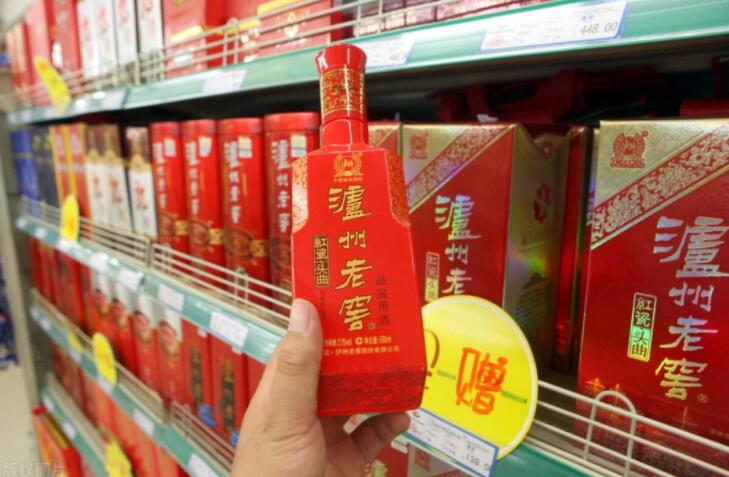 白酒新国标发布！买白酒，认准酒瓶“3行字”，轻松挑到好白酒